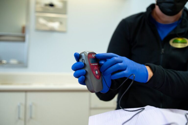 Avazzia Microcurrent Therapy: A Game-Changer in Natural care